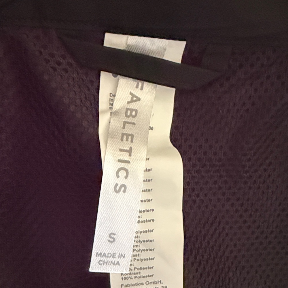 Fabletics Black Tempo Lightweight Windbreaker Jac… - image 12